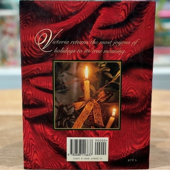 Vintage Victoria Collection, Set of 2 Books from Victoria Magazine, Hardcover - Picture 3 of 15